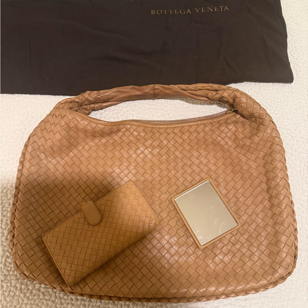 Bottega Veneta Large Hop Style Bag Carmel Leather